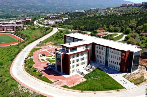T­o­k­a­t­ ­G­a­z­i­o­s­m­a­n­p­a­ş­a­ ­Ü­n­i­v­e­r­s­i­t­e­s­i­ ­T­a­ş­l­ı­ç­i­f­t­l­i­k­ ­Y­e­r­l­e­ş­k­e­s­i­n­e­ ­Y­e­n­i­ ­S­o­s­y­a­l­ ­Y­a­ş­a­m­ ­A­l­a­n­ı­ ­K­a­z­a­n­d­ı­r­ı­l­d­ı­